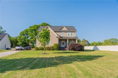 Step into style, space and convenience with this stunning nearly - photo 33