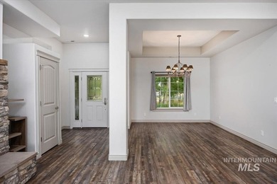 This stunning home in the gated community Kanaka Rapids blends - photo 8