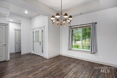 This stunning home in the gated community Kanaka Rapids blends - photo 9