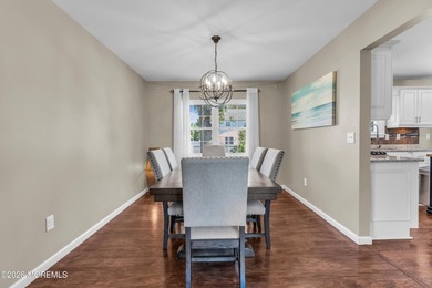 Welcome to this spacious 2 story colonial in Shelter Cove. This - photo 13