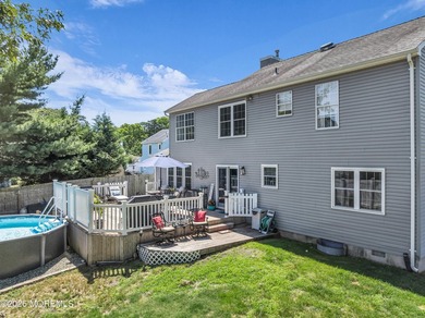 Welcome to this spacious 2 story colonial in Shelter Cove. This - photo 29