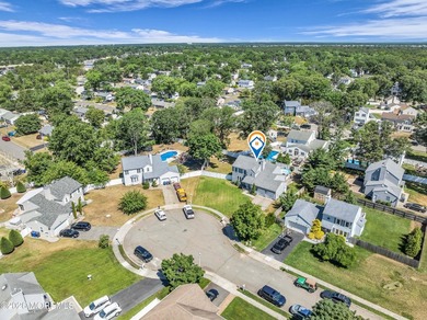 Welcome to this spacious 2 story colonial in Shelter Cove. This - photo 34