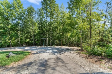 Discover your perfect canvas in the gated community of Hidden - photo 3