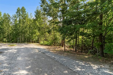 Discover your perfect canvas in the gated community of Hidden - photo 4