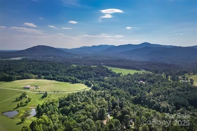 Discover your perfect canvas in the gated community of Hidden - photo 8