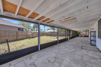 Welcome home to this Sebastian Highlands property, situated on a - photo 21