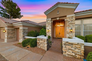 Experience Sun City Summerlin's Rare View Lots. Set on 10th hole - photo 3