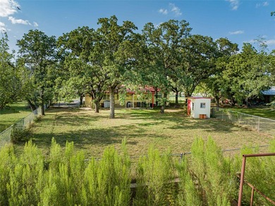 Take a look at this turn-key waterfront home on Hubbard Creek - photo 33