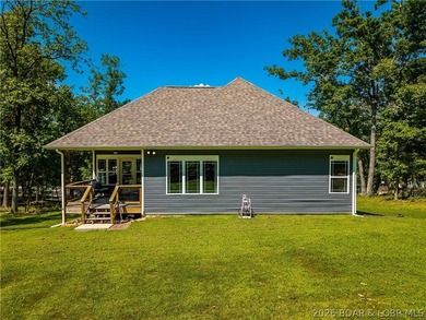 Nestled among the trees in the highly sought-after Four Seasons - photo 42
