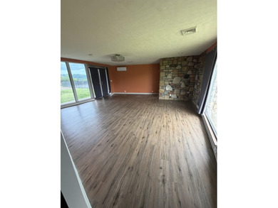 Private setting on 15 acres in this unique stone home with 4 - photo 4