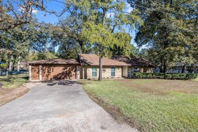 Lake Home For Sale in Trinidad, Texas