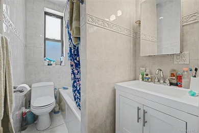 Prime Location, In The Heart Of Flushing Downtown. Very Close To - photo 17