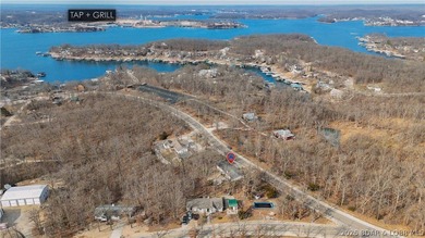 Discover the perfect combination of modern updates and lake-area - photo 6