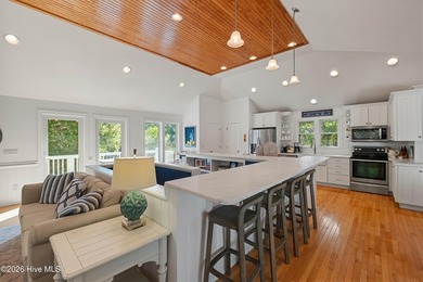 Golf course living wrapped in maritime forest privacy. Nestled - photo 16