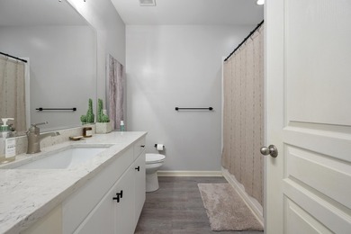 Beautiful 3 bed 2 bath condo on Daniel Island! Gourmet kitchen - photo 20