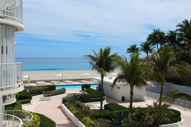 Harbor house is a full service building that is oceanfront and - photo 23