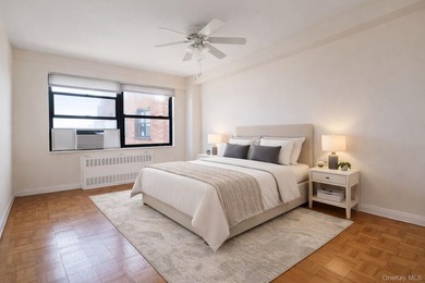Spacious 2-bedroom, 1-bath apartment in prime Rego Park location - photo 9