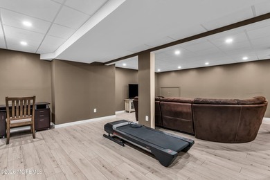 Highest/Best Mon. 7 PM 6/22 Welcome to one of the finest homes - photo 29