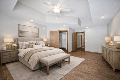 Beautiful and spacious one-level patio home located on a nearly - photo 8