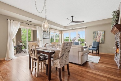 Beautiful end unit in luxury condo building. Cement floors for - photo 11