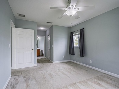 Beautifully maintained, move-in ready 2/2 + garage, impact - photo 16