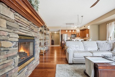 Beautiful end unit in luxury condo building. Cement floors for - photo 17