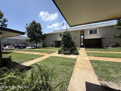 Welcome to your hassle-free Florida lifestyle! This beautiful - photo 18
