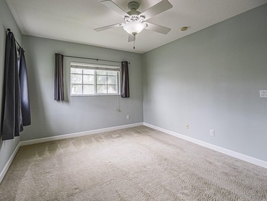 Beautifully maintained, move-in ready 2/2 + garage, impact - photo 19