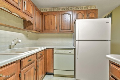 Welcome to your own private retreat in the heart of Kingsport! - photo 23
