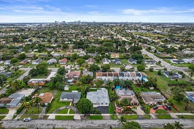 Beautifully renovated 4BR/3.5BA home in the heart of Lake Park - photo 30