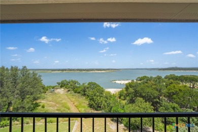 Lake Home For Sale in Canyon Lake, Texas
