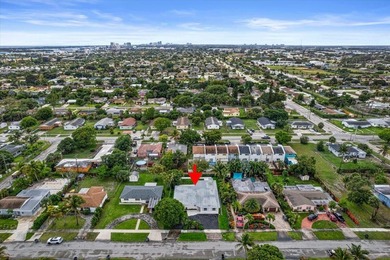 Beautifully renovated 4BR/3.5BA home in the heart of Lake Park - photo 42