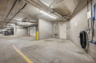 Beautiful end unit in luxury condo building. Cement floors for - photo 46