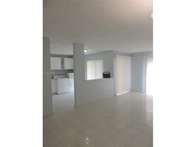 Kendale Lakes Area Condo For Sale in Miami Florida