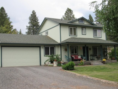 Lake Home For Sale in Chiloquin, Oregon