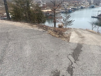 Lake of the Ozarks Acreage For Sale in Sunrise Beach Missouri