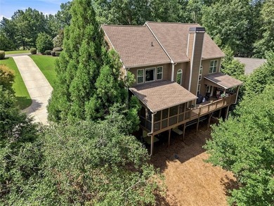 CUSTOM-BUILT LAKE LANIER ESCAPE. Over ONE acre! Permitted Swim - photo 47