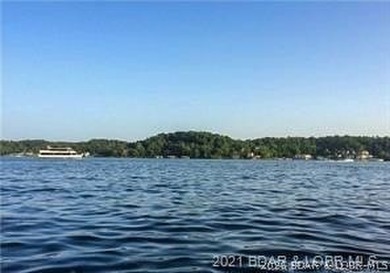 Prime Lakefront Development Opportunity! An incredible location - photo 4