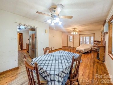 Welcome to 77 Griffith Branch Road, a peaceful mountain retreat - photo 12