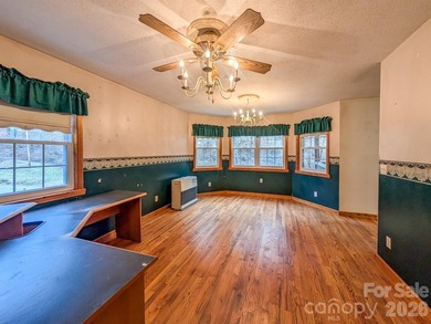 Welcome to 77 Griffith Branch Road, a peaceful mountain retreat - photo 13