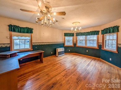 Welcome to 77 Griffith Branch Road, a peaceful mountain retreat - photo 14