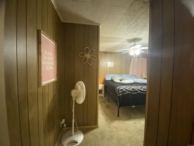 Charming 3 bedroom, 1.5 bathroom home located within the city - photo 15