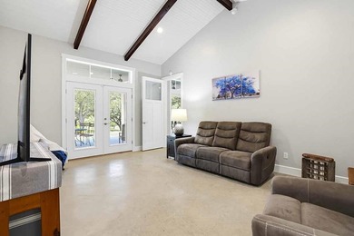Gorgeous 3,618 SF single-level home, 30'x40' workshop, 7.42 - photo 19