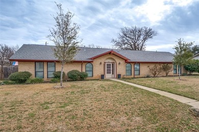Lake Lewisville Home For Sale in Highland Village Texas