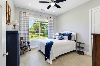 Gorgeous 3,618 SF single-level home, 30'x40' workshop, 7.42 - photo 27