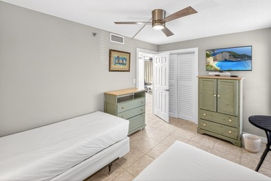 Stunning southwestern views await from this third-floor - photo 28
