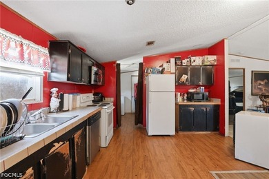Investor special in the desirable Clewiston area! Situated on 0 - photo 33