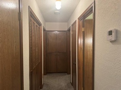 Keystone Lake living in gated Gull Bay. 2 Owner Well Cared For - photo 23