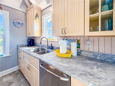 With Fantastic Gulf Views and a Prime Location just 350 feet - photo 24