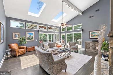 WOW! Welcome home to this fabulous updated 6 bed, 3.5 bath - photo 6